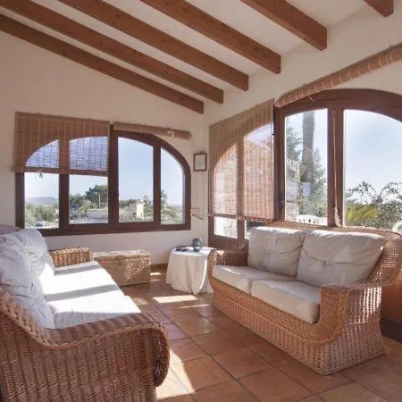 Sleeps 8 Pool Villa